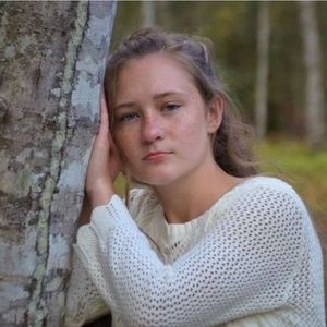 Meet your Posher, Mikayla